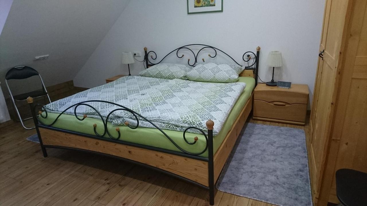 Ferienwohnung Spatzennest フラドゥンゲン エクステリア 写真